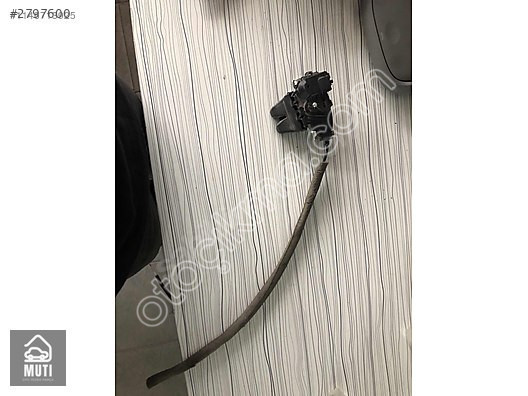 Mercedes C Serisi A204 W204 Bagaj Kilidi A2047500185 ORJİNAL