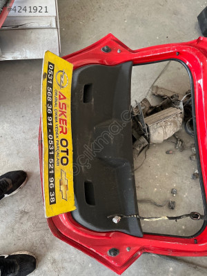 Corsa D hcb bagaj kapağı  döşemesi