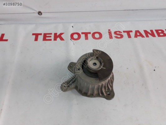 Mercedes C 205 MOTOR KULAĞI SOL A2052406417
