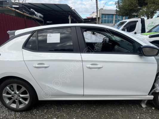OPEL CORSA F SAĞ MARŞPİYEL SACI ORİJİNAL SÖKME -1666081680-