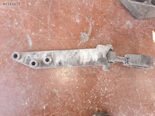 ÖZMEN OPEL VECTRA B MOTOR KULAĞI 90495450