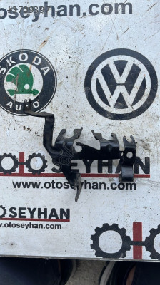 8W0611845S audi a4 2017 ön sol fren hortumu bağlantı braketi ayağ