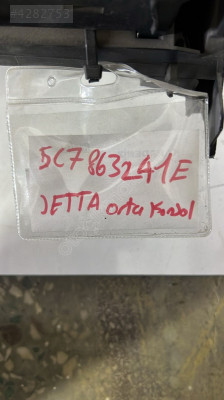 JETTA 13-17 ÇIKMA VİTES ORTA KONSOLU -  5C7863241E