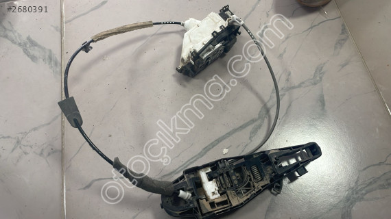 2011-16 MODEL CİTROEN C5 HATASIZ ORJ ÇIKMA SAĞ ÖN KAPI KİLİDİ