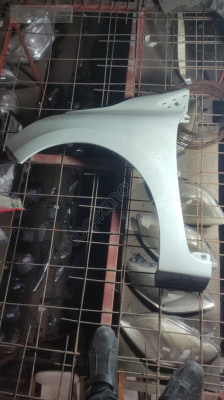 Clio 4 sol ön çamurluk