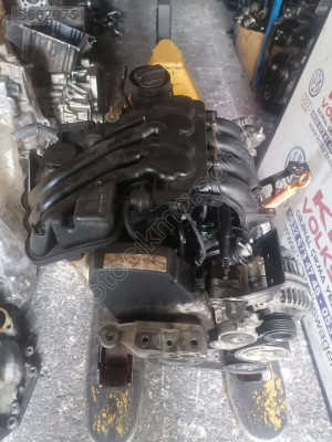 VW GOLF4 BORA 1.6 AKL 8 VALF ÇIKMA KOMPLE MOTOR