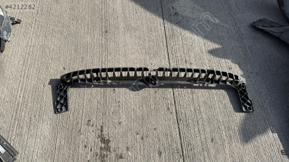 BMW I3 ARKA TAMPON ÜST ORTA MONTAJ BRAKETI 51127296779