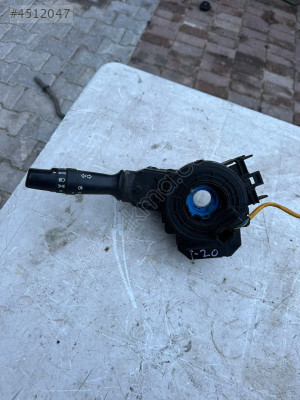 HYUNDAİ İ20 FAR SİNYAL KOLU