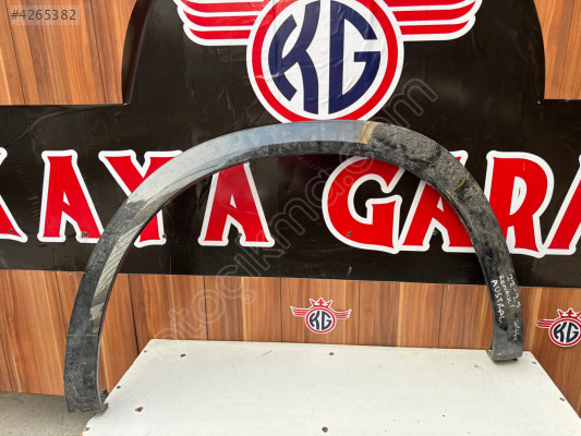 Renault Austral sol arka Çamurluk dodik 2022 2025