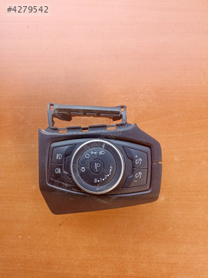 Ford Focus 3 Far Ve Sis Açma Anahtarı