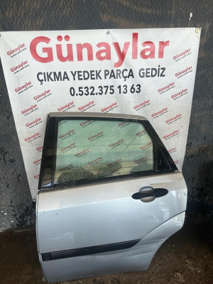 FORD FOCUS SOL ARKA KAPI