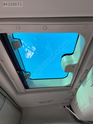 Ford f max sanruf camı orj çıkma