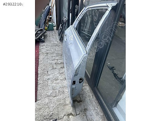 Opel astra j sağ arka kapı