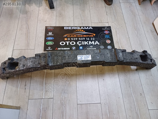TOYOTA COROLLA  ON TAMPON  DARBE EMICI ORJ CIKMA