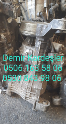 Nissan Navara 2010-2011 Çıkma Ön Defransiyel