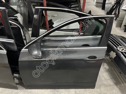 VW PASSAT B8 ÇIKMA ORJİNAL HATASIZ DOLU SOL ÖN KAPI