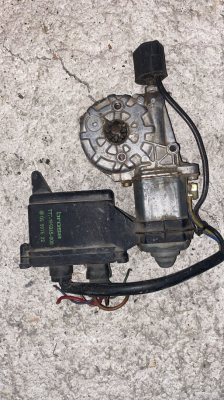 OPEL VECTRA A SAĞ ÖN CAM MOTORU.OTO ERKAN ÜNYE