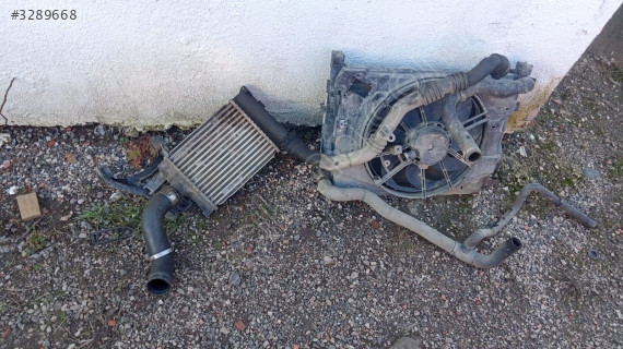 Dacia stepvay  1.5 Euro 5 radyatör fan Interkol takım çıkma