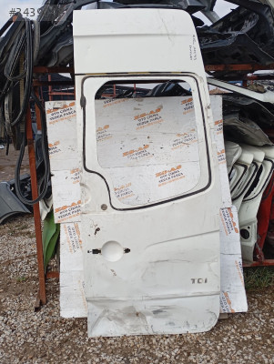 Mercedes Sprinter w 950 çıkma sağ arka kapı