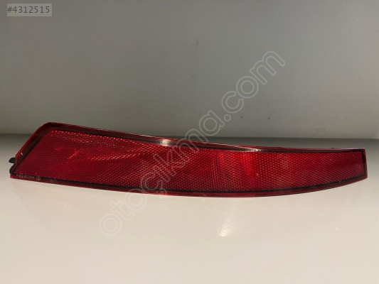 SKODA KODİAQ SAĞ ARKA REFLEKTÖR ORJİNAL (2021)