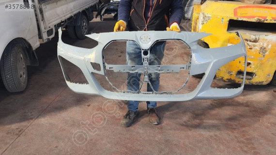 BMW İ4 G26 ÖN TAMPON M TECH SEFALILAR OTO CIKMA