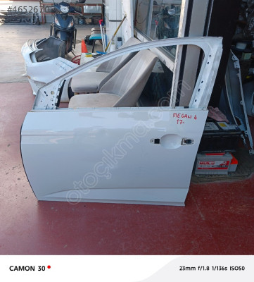 Megan 4 2017 Sol Ön Kapı