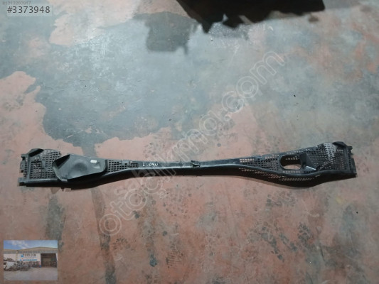 OTO CEM'DEN ÇIKMA DACİA LOGAN ÖN CAM ALT IZGARASI
