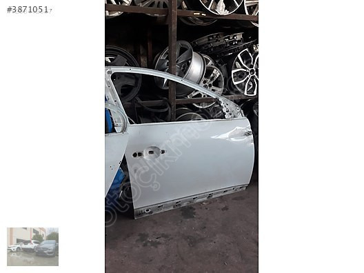 MEGANE 3 SAĞ ÖN KAPI ''ÜNALLAR OTO YEDEK PARÇA''DA
