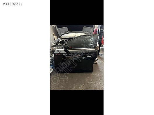 AUDİ A4 2014 ON SOL KAPI SİYAH