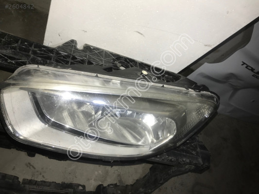 FORD COURİER SOL ÖN FAR ÇIKMA ORJİNAL TİTANIUM