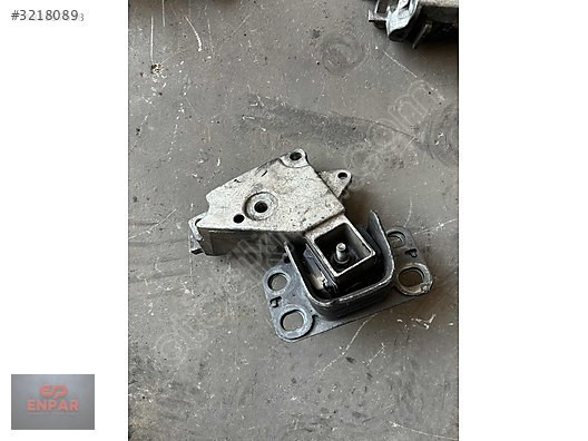 Renault kango clio motor üst kulak