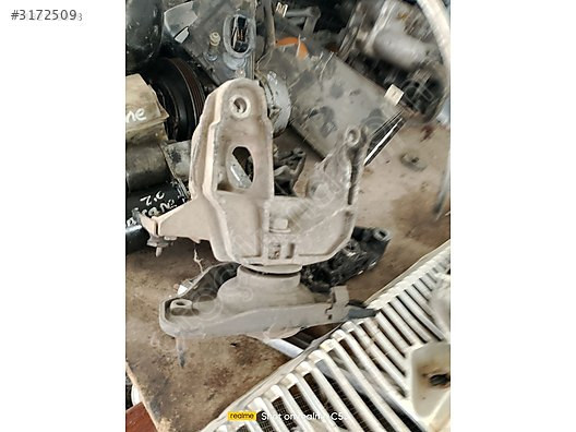 SAFRANE 2.0 VE 2.2 MOTOR TAKOZ BE KULAK BULUNUR 93 VE 95