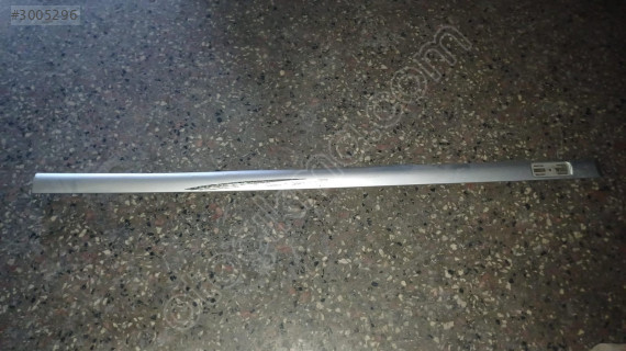1996-2002 Opel Vectra B sağ ön kapı çıtası
