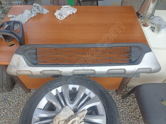 Fiat Fiorino Ön Tampon Alt Izgara
