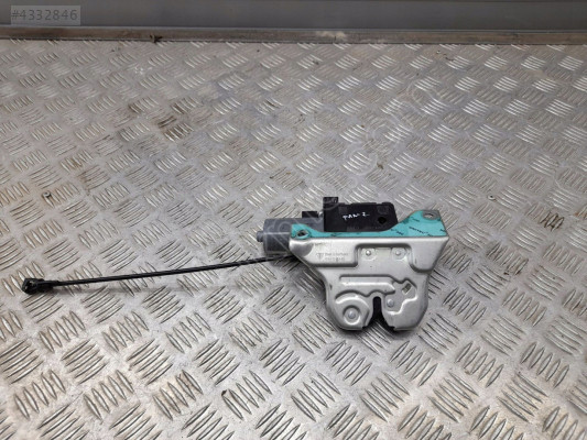 PANAMERA BAGAJ KİLİDİ PANAMERA ARKA BAGAJ KİLİDİ 97051205303