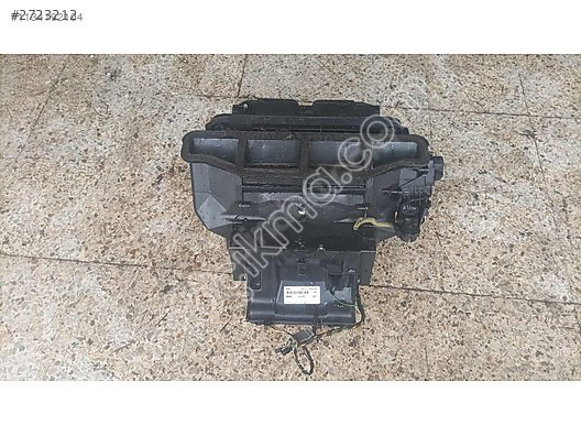 BMW 3.20 kalorifer kutusu 99 2005 arası