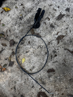 Opel Corsa D Kaput Açma Kolu Ve Teli