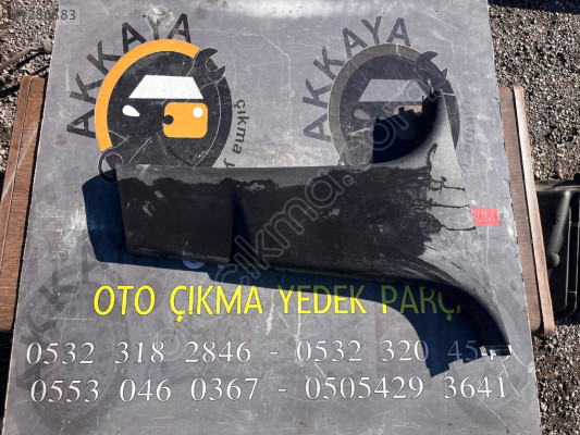 Peugeot 307 Sağ Orta Direk Kaplaması Orjinal Çıkma