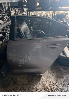 TOYOTA COROLLA SOL ARKA KAPI OTO FEDAİ