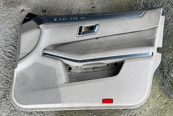 mercedes e250 w212 sağ ön kapı döşemesi (son fiyat)