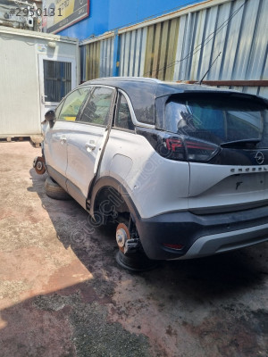Opel crossland parca parca satilik