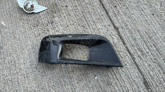 CITROEN DS7 CROSS ARKA ÖN SOL SİS FAR ÇERÇEVESİ 9819670877