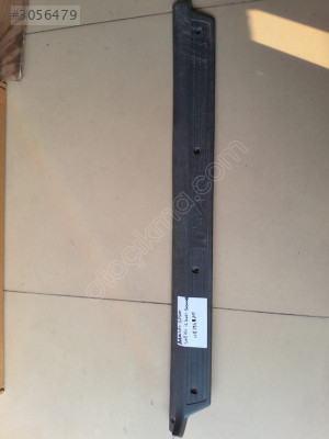 MAZDA B2500 SAĞ ÖN İÇ KAPI BASAMAĞI UB3968711