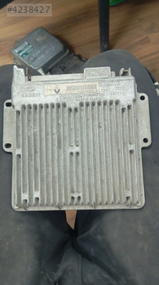 Renault Clio 1  Motor Beyni 7700108453