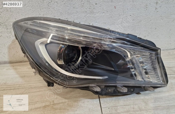 MERCEDES CLA 117 W117 FAR SAĞ