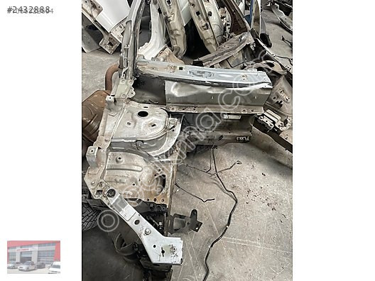 Renault fulance 2011 Sağ şase kolu çeyrek ön