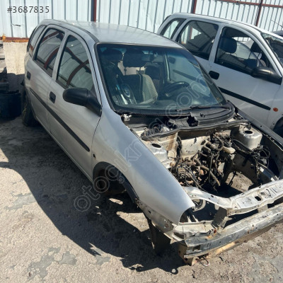 OPEL CORSA B ORJİNAL ÇIKMA SAĞ ARKA KAPI PARÇASI