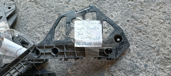 Toyota Corolla eski kasa sağ ön tampon braketi
