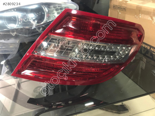 MERCEDES C SERİ W204 SAĞ DIŞ STOP ESKİ TİP 20482020645000