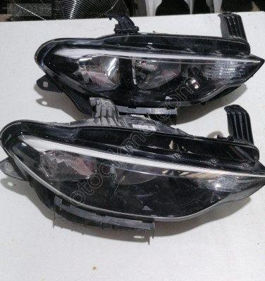Fiat Egea Sağ Ön Far - Orjinal Çıkma